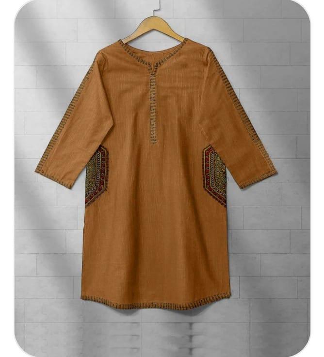 Afghans Pocket Top